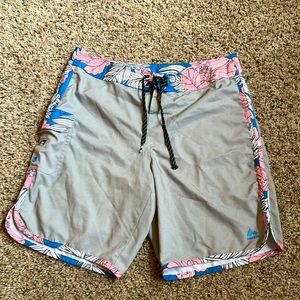 Men’s small RBX board shorts